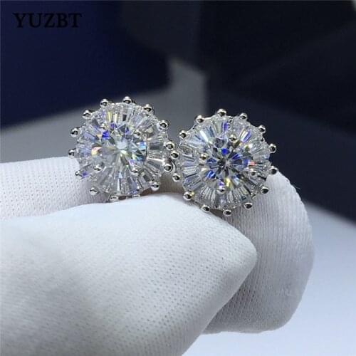18K White Gold Plated Total 2 Carat Gemstone Excellent Cut Diamond Test Past D Color Moissanite Stud Earrings 925 Silver Jewelry