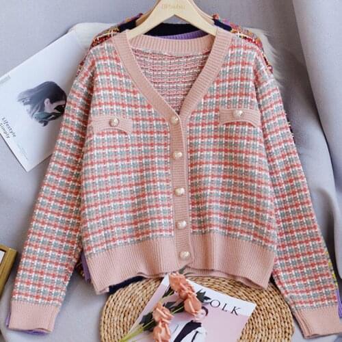 Vintage V Neck Knitted Sweater For Women 2021 New Autumn Winter Plaid Cardigan Female Long Sleeve Casual Outwear