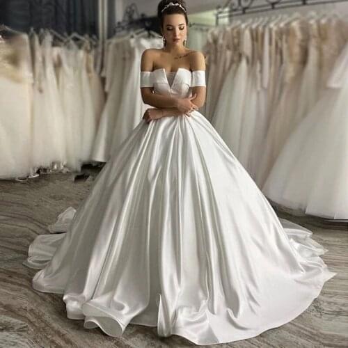 Simple Satin Wedding Dresses for Women 2021 Boat Neck Off Shoulder Ball Gown Plus Size Princess White Vestidos De Noiva Custom