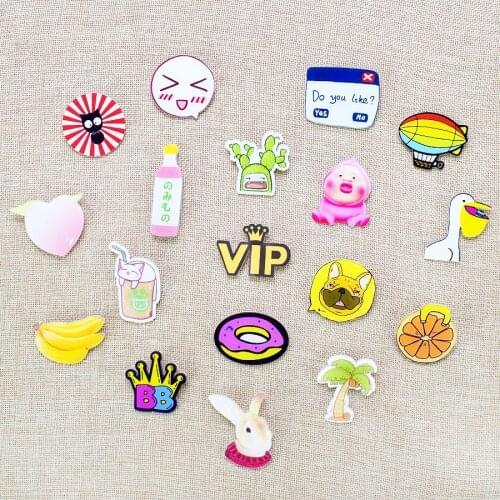 1PCS Cartoon Pin Badge Icons Anime Icon Acrylic Kid Clothes for Brooch Badge Pin Up Icon Acrylic Fashion Gift for Women Backpack