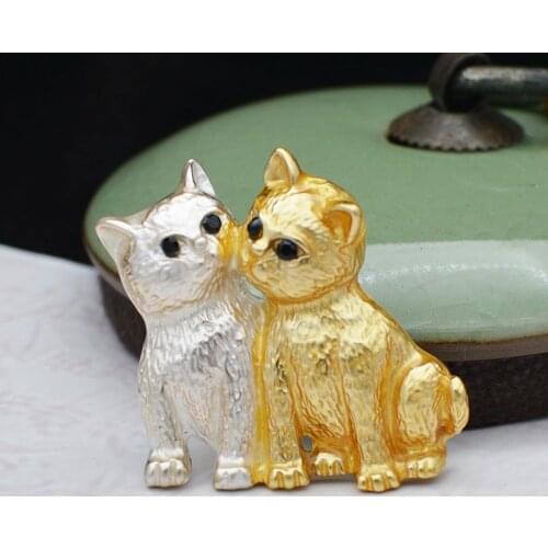 DoreenBeads Cute Enamel Cat Brooches for Women Double Kitty Kiss Pin Fashion Creative Design 4 Colors Available Gift Charms,1 PC
