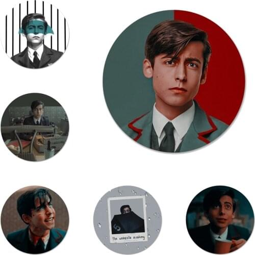 Aidan Gallagher 5 umbrella academy Badge Brooch Pin Accessories For Clothes Backpack Decoration gift