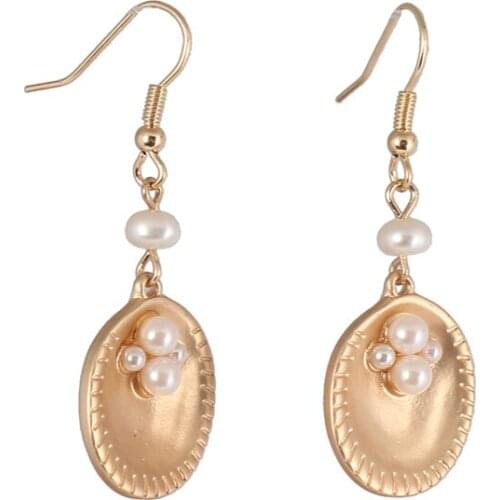 2020 new pearl jewelry set Scallop mother shell pearl necklace women water drop Earrings