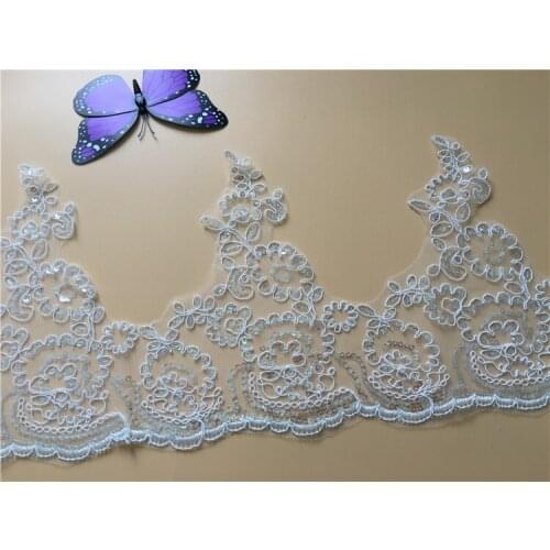 Delicate 9Yards Car Bone Sewing On Garment Accessories Embroidered Lace Trim Ribbon Dress Edge Craft Lace Home Decoration Y21