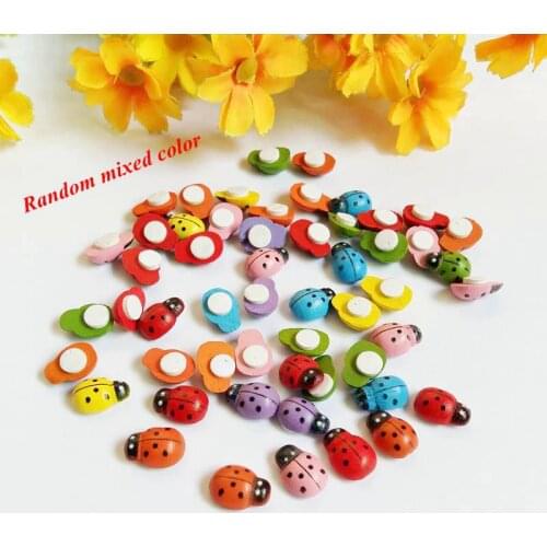 100Pcs Mixed Colorful Bees and Ladybug Buttons For Craft Kids Clothes Scrapbooking Fridge Magnet Decoration Handicraft Supplies