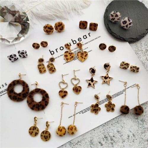 Fashion Sexy Leopard Plush Round Drop Earrings for Women Geometric Flowers Heart Stars Pendant Earrings Sweet Female Gifts