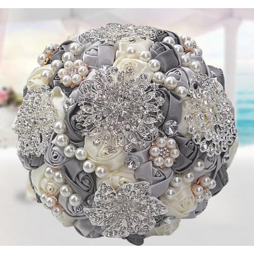 Handmade Wedding Flower Bouquets Bridal Bridesmaid Bouquet Home Decorative Bride Hand Holding Flower Satin Rose Crystal Brooch