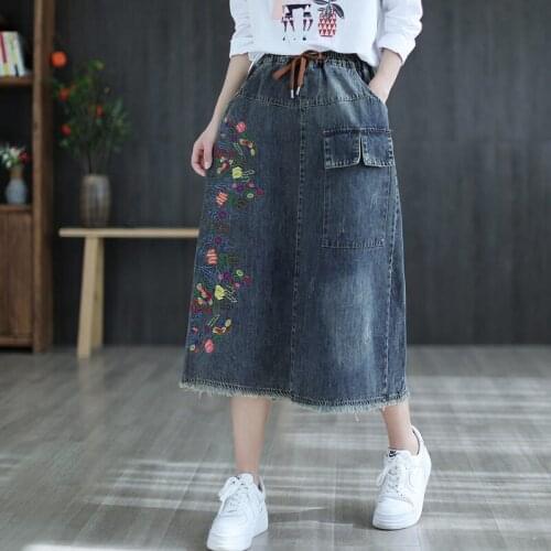 Spring New Embroidered Denim Skirt A-Line Literary Retro Loose Womens Skirt Elastic Waist Fashion Saia Jeans 2021 Femme zh066
