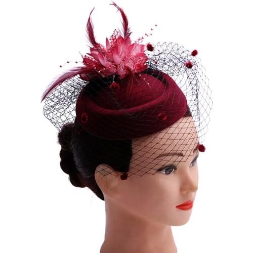 Fascinator with Feathers and Veiling ladies day Wedding Bridal Party Wedding Brides Hair accessories bride headdress