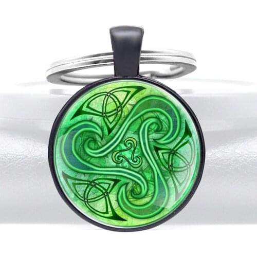 New Arrrival Trisceli Pattern Fashion Glass Dome Keychains Men Women Charm Keyring Jewelry Gifts