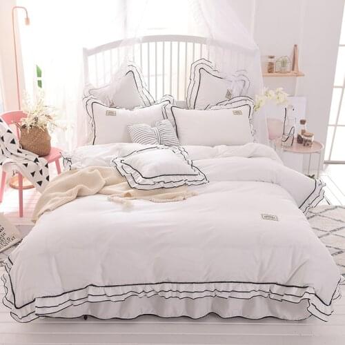 4/6Pcs Princess style Bedding Set Soft cotton Bed Linen Duvet Cover Pillowcases Bed Skirt Sets Home Textile Queen Coverlets