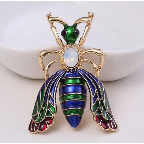 Beadsland Alloy Inlaid Rhinestone Brooch Honeybee Modeling Fashionable High-end Clothing Accessories Pin Woman Gift MM-552