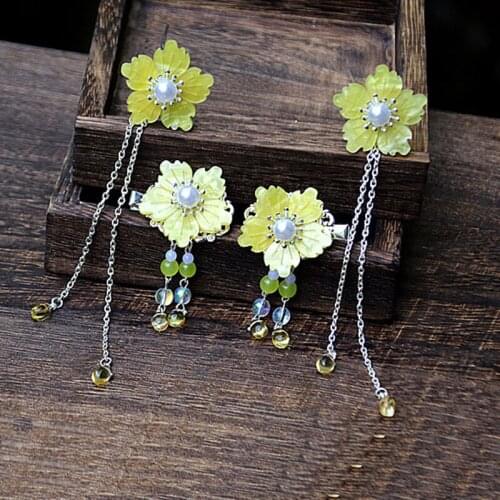 2 pcs Light Green Flower Girl Hair Clips HairpinTraditional Headdress Handmade Hair clip