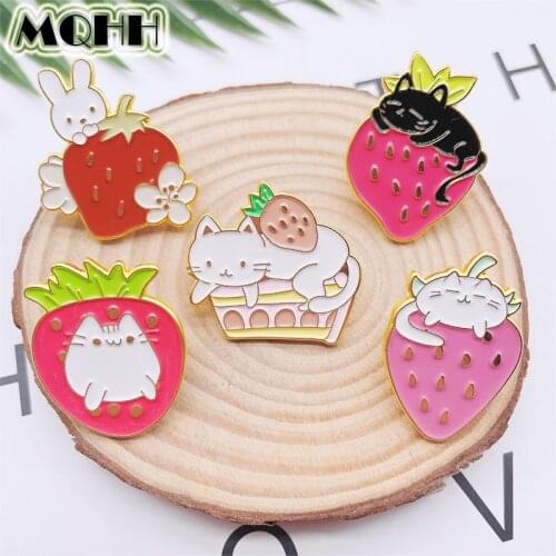 Cartoon Cute Pink Fruit Strawberry Enamel Pin Animal Rabbit Brooch Alloy Badge Fashion Temperament Woman Jewelry Gift For Friend