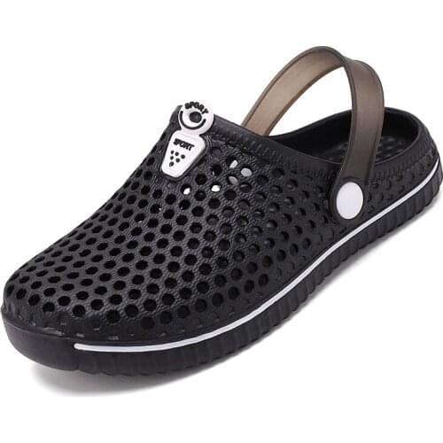 2021 New Children Sandals Summer Light Hole Shoes EVA Kids Garden Shoes Beach Flat Slippers