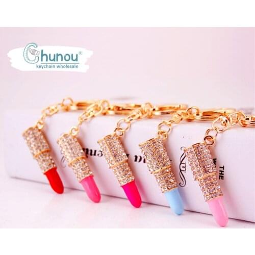 Luxury Creative Rhinestone Lipstick Keychain Bag Car Keychain Female Schoolbag Jewelry Pendant Metal Keychain Couple Friend Gift