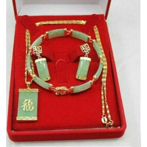 Fashion Natural Green Jade Gemstones Bracelet Earrings Necklace Pendant Set