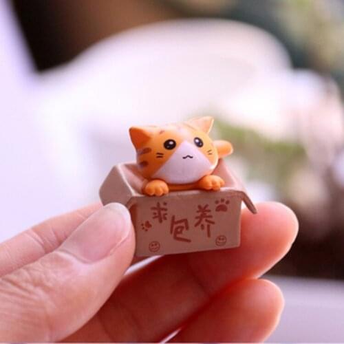 1Pc Cartoon Poor Box Cat Kitty Model Small Statue Car Figurine Crafts Garden Figurine Ornament Kids Room Desk Garden Decoratio