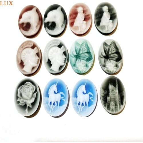 Natural Cameo Gem Flatback Engrave Cameo pendant Cabochon Charms Vintage Butterfly Animal Flower Girls For Necklace DIY Jewelry