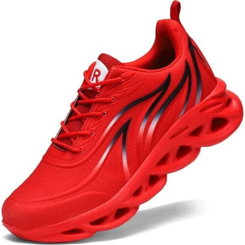 Spring and autumn new mens casual shoes trend fashion breathable wild sneakers lightweight wear-resistant non-slip shoes