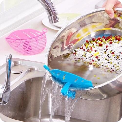 Leaf Shape Durable Shaped Drain Board Fruit and Vegetable Noodle Plastic Filter Mung Bean Noodle 4 Color Tool