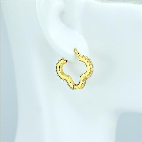 Four-leaf clover earrings womens earrings mini simple shiny zircon four-leaf clover earrings ladies party wedding gifts new