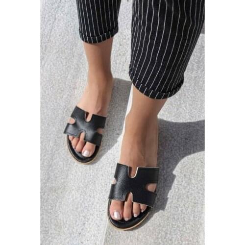 Very comfortable beautiful slippers for ladies new season 2021 Flat womens Slippers 935ZA113