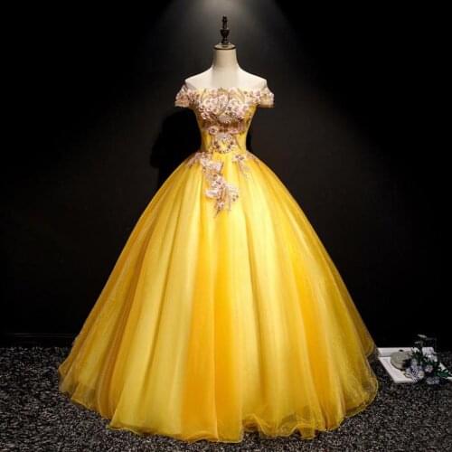 Vintage Boat Neck Quinceanera Dresses Luxury Applique Floor Length Formal Party Ball Gown Fashion Noble Prom Dress