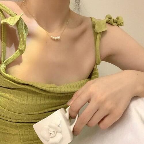 Korean Fashion Exquisite Gold Color Chain Necklace for Women Elegant Graceful Simple Geometric Pearls Pendant Clavicle Necklace