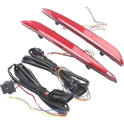 Rear Bumper Turn Signal Brake Light Modified Tail Fog Lamp Light for Tesla Model 3 17-21 Red Tail Light with Cable