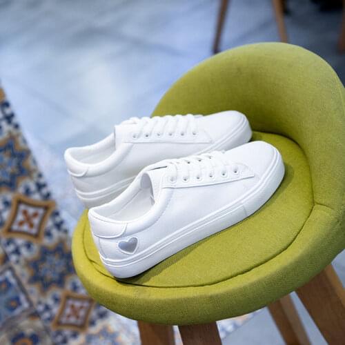 2021 New Fashion Woman White Flat Shoes Women Lace Up Round Toe Shoes Student Girls Rubber Sports Shoes Tenis Feminino NVX358