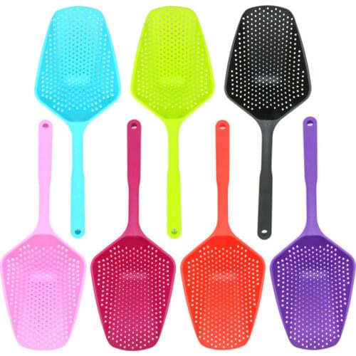 1Pcs Filter Cooking Shovel Vegetable Strainer Scoop Nylon Spoon Kitchen Accessories Nylon Strainer Scoop Colander Leaking Shovel
