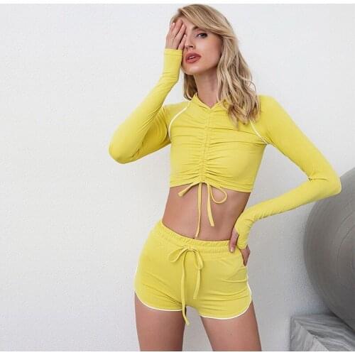 2021 New Arrival Womens Workout Clothing Hooded Drawstring Long Sleeve Shorts Fitness Apparel Set