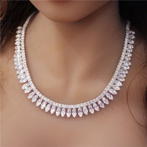 New Classic Fashion Zircon Jewelry Set Exquisite Crystal Elegant Lady Earrings Necklace Set Holiday Gifts Wholesale And Retail