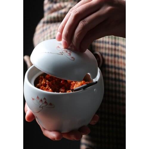 Ceramic seasoning jar household spice pot kitchen supplies salt pepper monosodium glutamate condiment storage jar CE / EU
