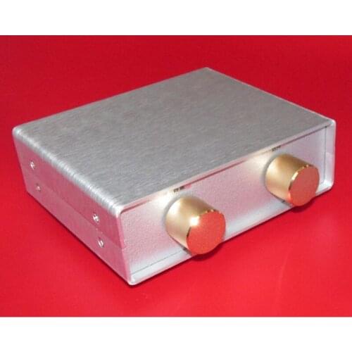 3-way selection passive front controller, signal selection input is controlled by volume potentiometer output