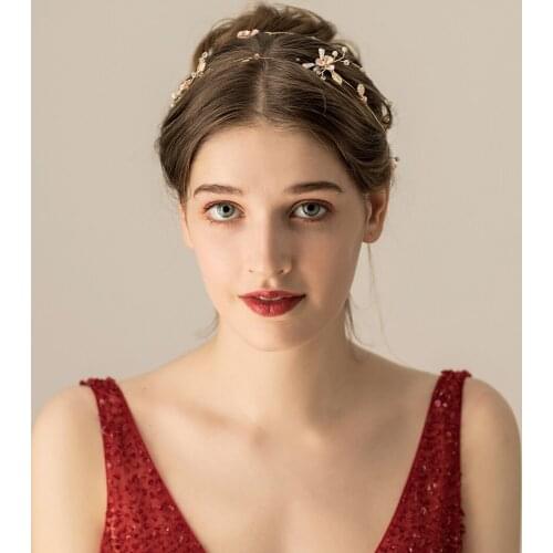 Luxury Retro Bridal Headdress Golden Alloy Pearls Rhinestone Handmade Head Band for Wedding Perform Studio Photo O542