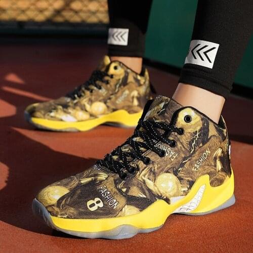 Calzado hombre Men casual shoes 2019 New Brand Men Basketball Shoes Breathable Light Basketball Sneakers Anti-skid TrainersS7-10