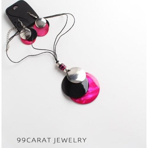 Nine nine carat European and American jewelry brand natural shell dye Necklace Earrings combination set