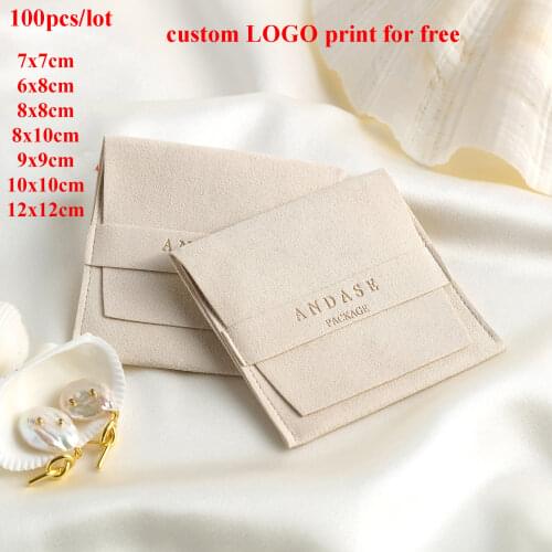 100pcs 200pcs 8X8 9x9 10x10cm Suede Flap Envelope Pouches Beige Custom Logo Gift Bag Jewelries Pouch Microfiber Storage Bags