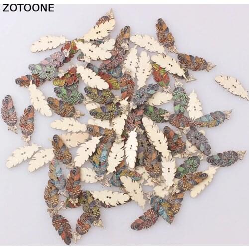 ZOTOONE Wooden Christmas Leaf Buttons Noel Accessories Scrapbooking for Coat DIY Craft Decoration Colorful Sewing Button E