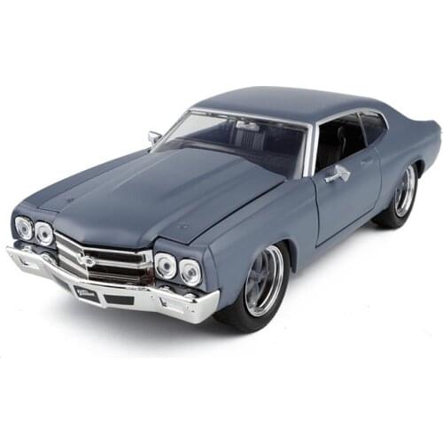 22CM 1/24 Scale Diecast Metal Alloy Chevrolet SS Racing Car Pull Back Diecast Vehicles Model Toys F Children Collection Gifts