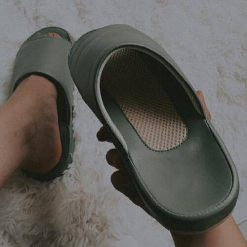Summer Ultralight Inddoor Slippers Women Quality Leather Platform Flat Breathable Insole Summer Comfortable Slides Ladies Shoes