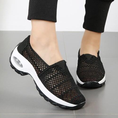 Women Sport Shoes For Womens Shake Shoes Hot selling Female Footwear Outdoor Lace Breathable Fitness Sneakers