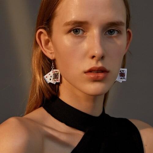 Retro Simple Women Eardrop New CARDS Earrings Cool Personality Generous Earrings Cold Wind Net Red Accessories for Girls
