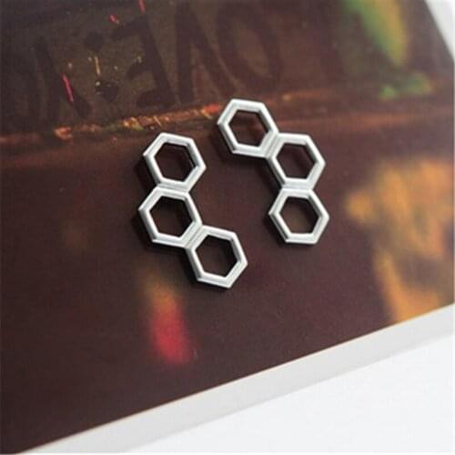 Hot selling Jewelry Delicate Three Connected Hexagons Earrings Modern Beautiful Studs Earrings For Women
