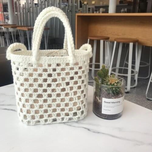 Retro Hollow Knitted Hand Bag Women Woolen Knitted Braid Criss Cross Handbag Fashion Retro Chic Bags High Capacity Shoulder Bag