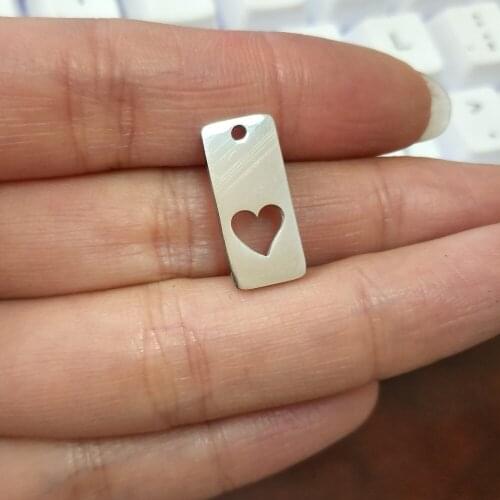 MYLONGINGCHARM 20pcs/lot Custom Logo Tag 8x18mm Cutout Heart Charm Rectangle Pendant Custom Bracelet Charm M0047