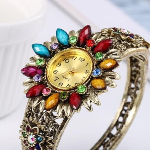 Women Gold Plated Watch Wristwatch Bangle Watch Hot Sale Quartz Watch