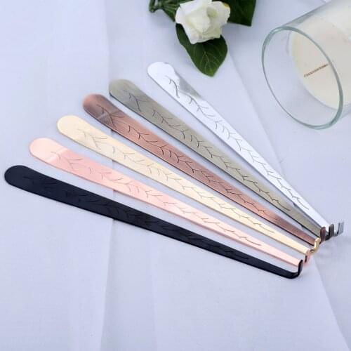 1Pc Stainless Steel Carved Snuffers Candle Wicks Trimmer Cutter Put Out Extinguisher Tool for Home Candle Snuffer Trimmer Hooks